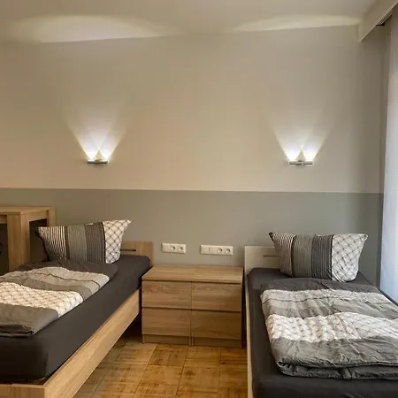Ferienwohnung H&M Immobilien Hettstedt 2 Buitenkant foto