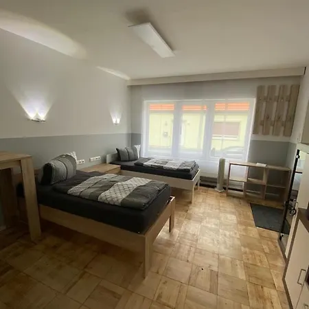 Ferienwohnung H&M Immobilien Hettstedt 2 Buitenkant foto